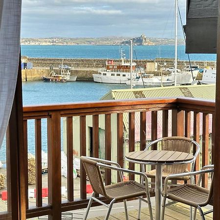 Penthouse 3 - Spacious Harbourside Apartment With Stunning Sea Views Пензанс Экстерьер фото